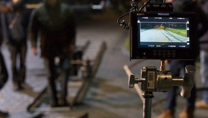 Afbeelding van camera die mensen filmt