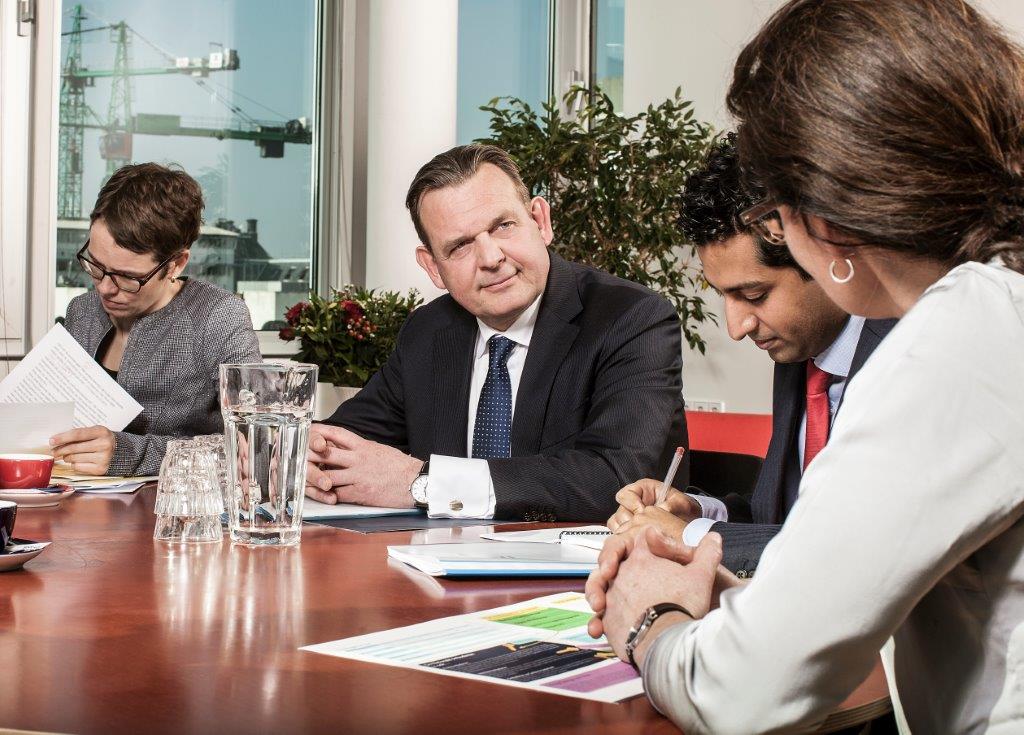 Reinier van Zutphen, nationale ombudsman, in overleg