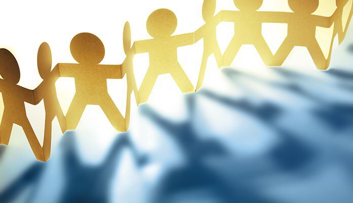 Slinger van papieren poppetjes