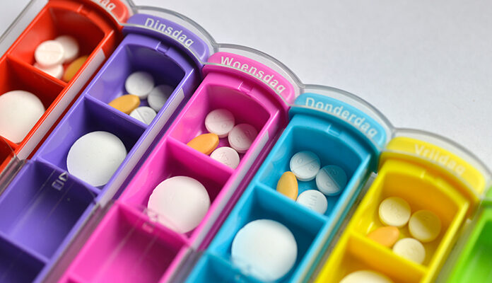 Pillendoosjes met de dagen van de week.