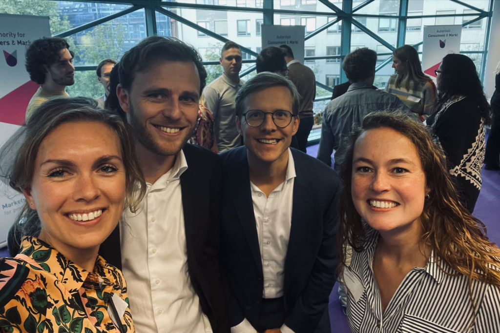 Het bestuur van Jong Vide met van links naar rechts: Hannah Bijlsma, Ruud van Druenen, Ewald de Bruijn en Sofie van den Boom